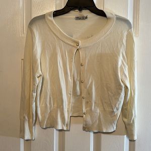 Eliza J White lightweight sweater size M
